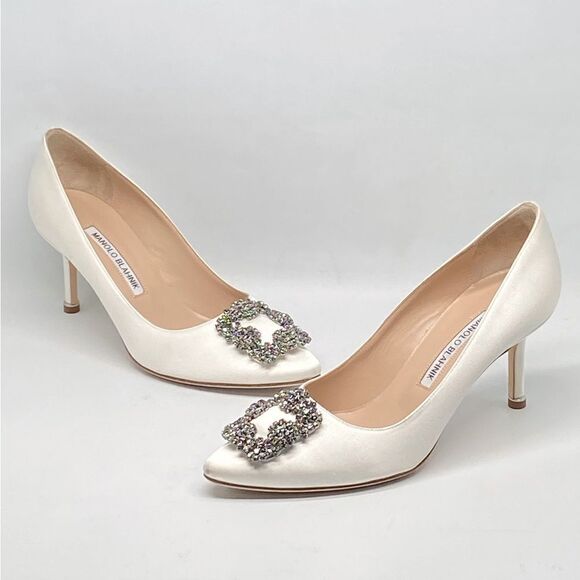 Manolo Blahnik Hangisi 70MM Crystal Buckle Satin Pumps size 37 - Picture 7 of 16